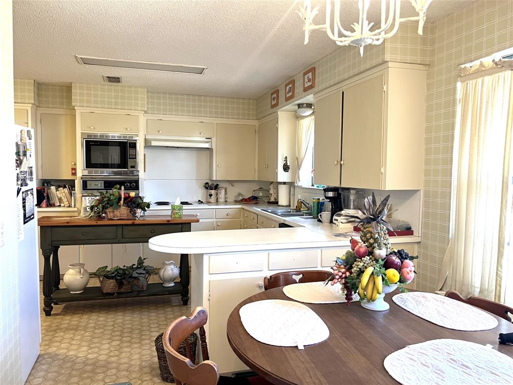 Howeth and Eldridge - Residential