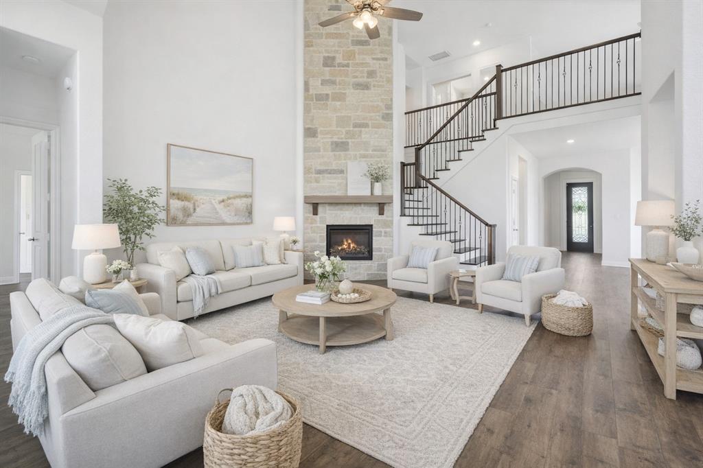 4101 Hawthorn Drive