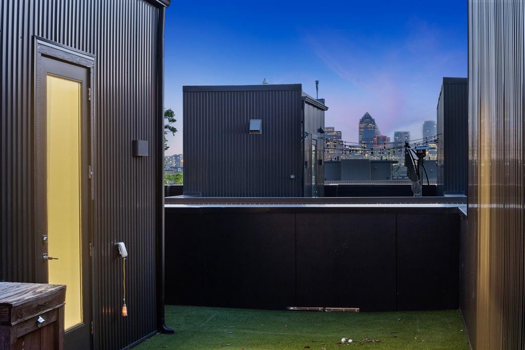 Drayton Court - Residential