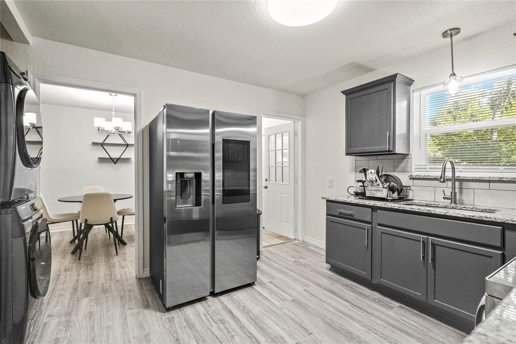 CASA VIEW HEIGHTS NO 8 - Residential Lease