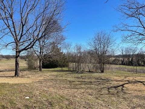 A home in Corsicana