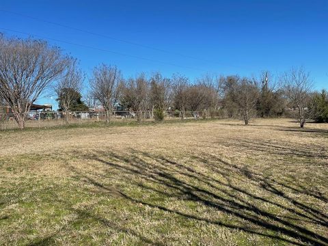 A home in Corsicana