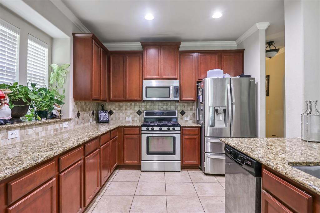508 Glen Cove Court