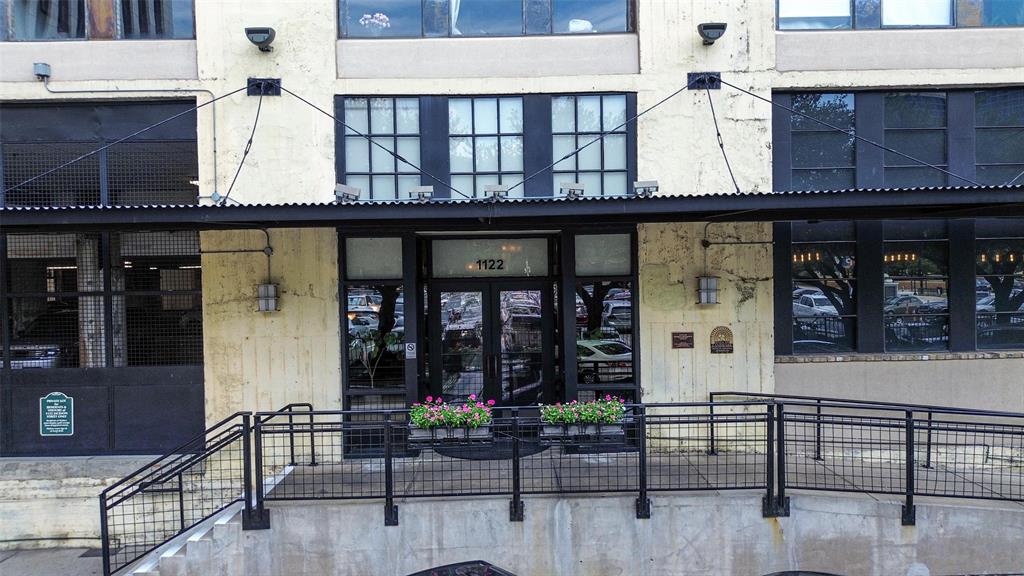 Soco Urban Loft Condo - Residential Lease