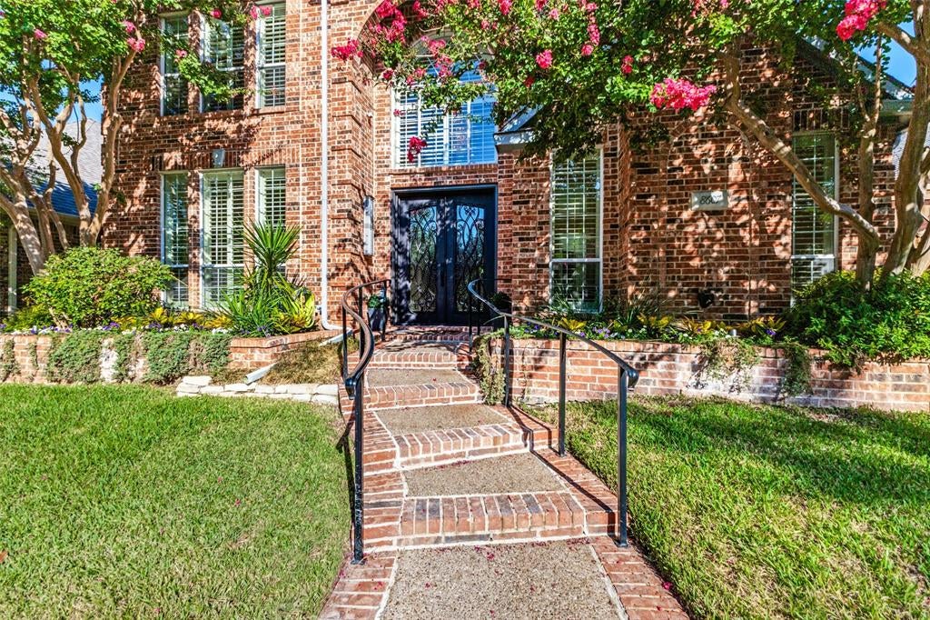 8607 Cherry Hill Drive