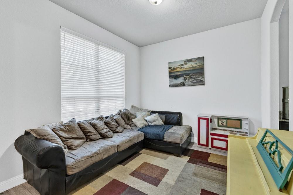 2409 Maple Stream Drive