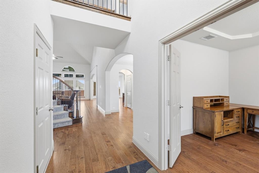 8700 Treehouse Court