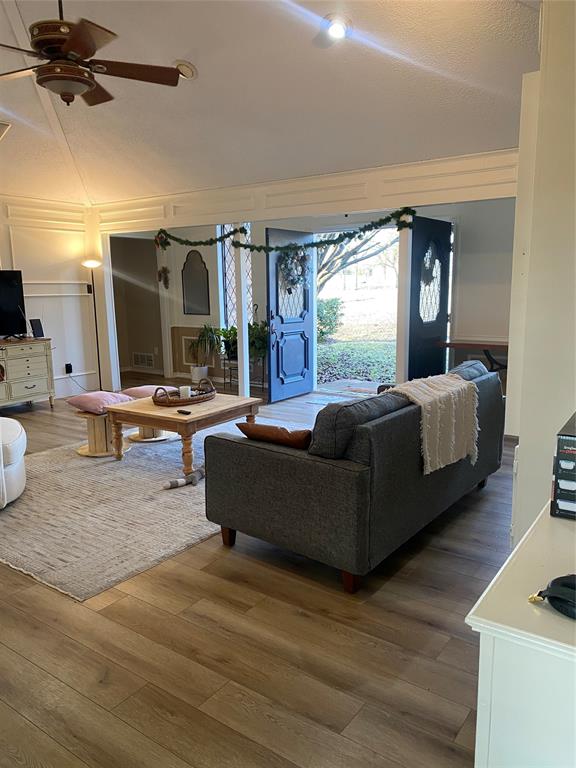 N S Billingsley - Residential Lease