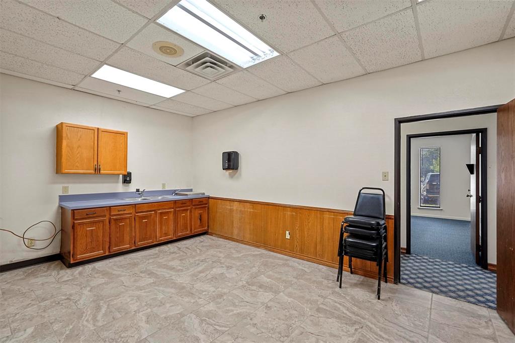 None - Commercial Lease