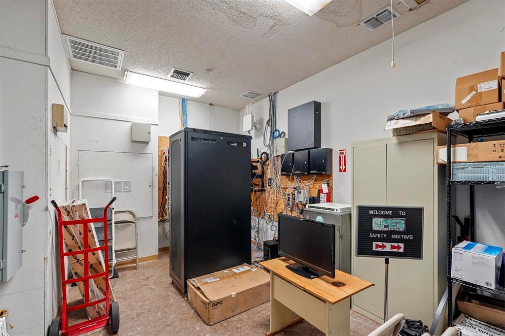 None - Commercial Lease