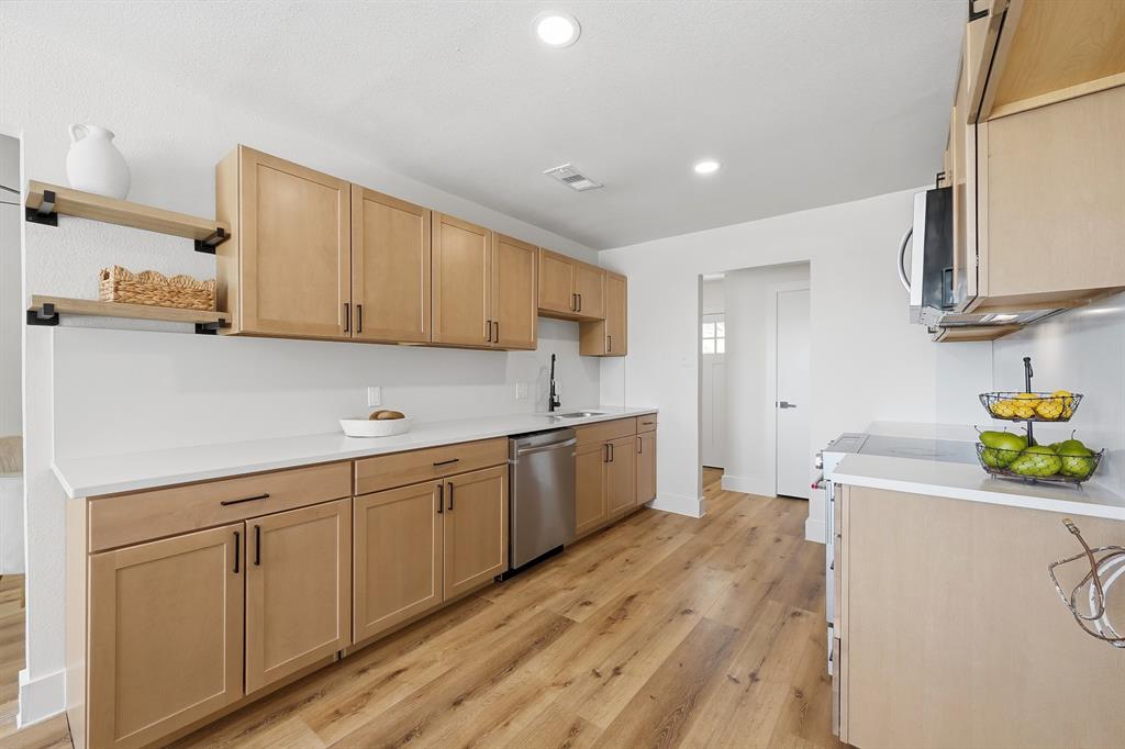 3813 Fox Hollow Drive