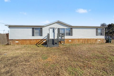 404 Kaci Jo Drive Mabank TX 75147