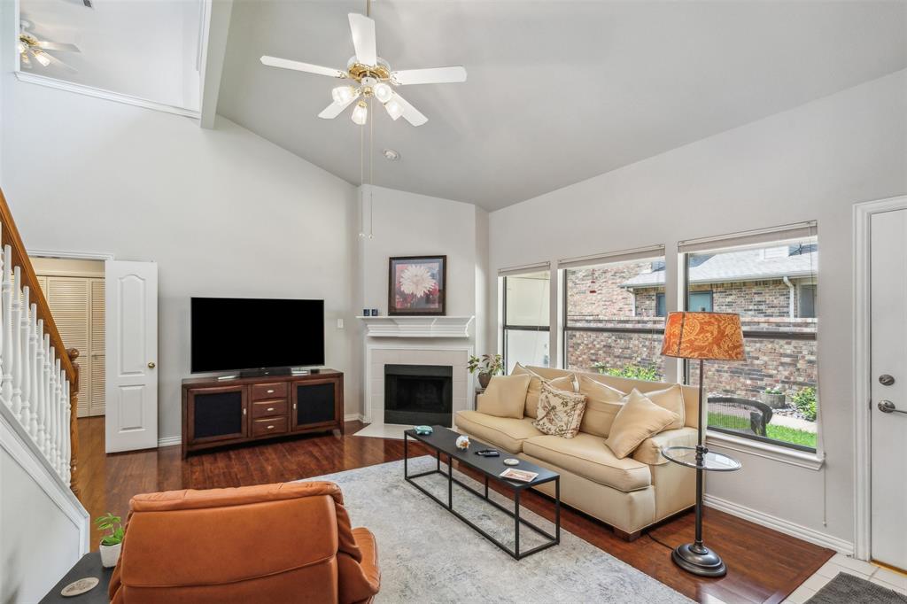 Benbrook, Texas 76126, United States, 2 Bedrooms Bedrooms, ,2 BathroomsBathrooms,Residential,Pending,143993