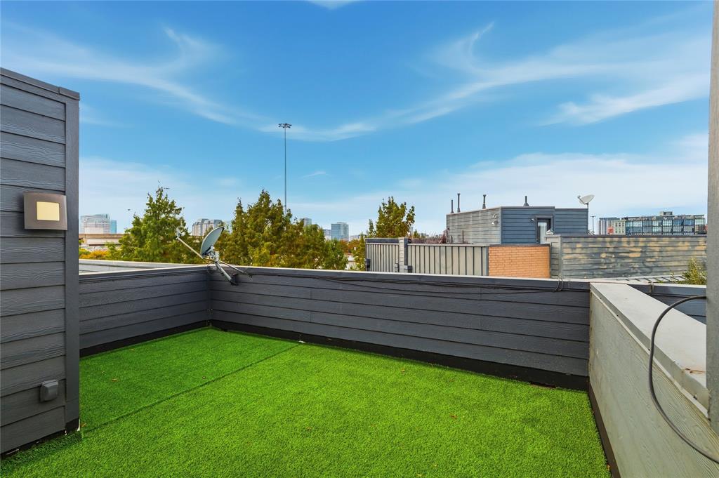 Flora Street Twnhms 01 - Residential