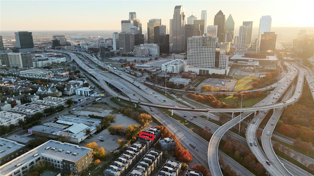 Flora Street Twnhms 01 - Residential