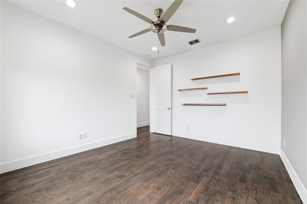 Flora Street Twnhms 01 - Residential