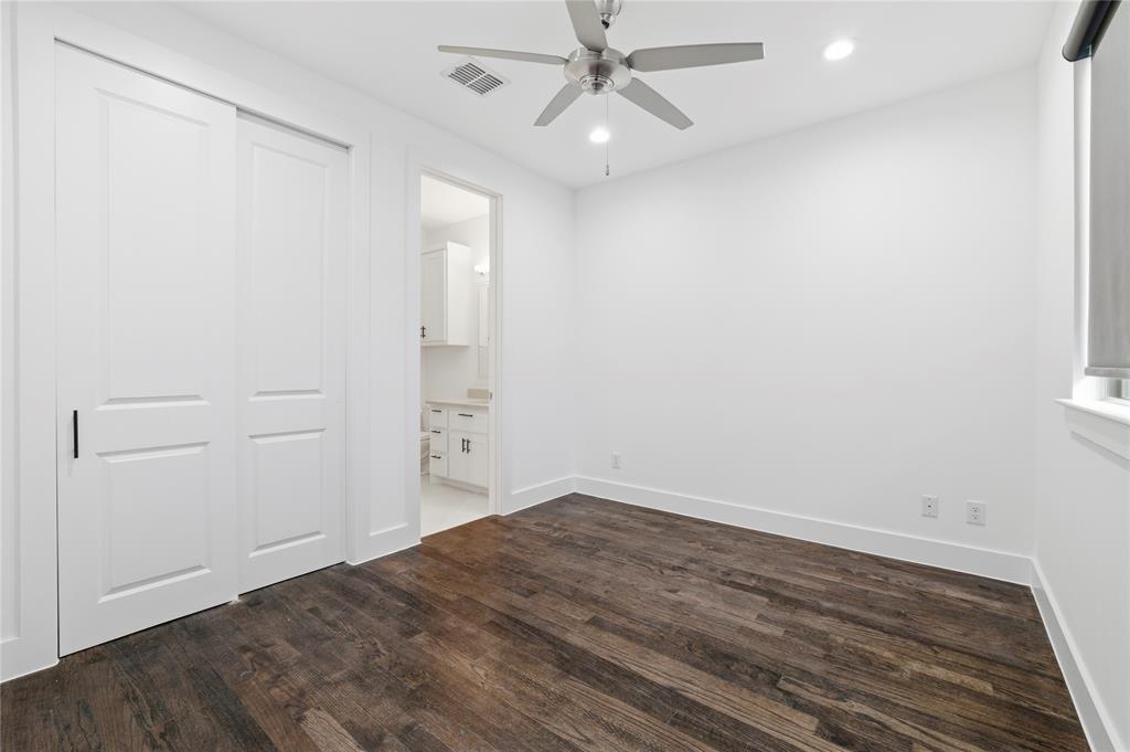 Flora Street Twnhms 01 - Residential