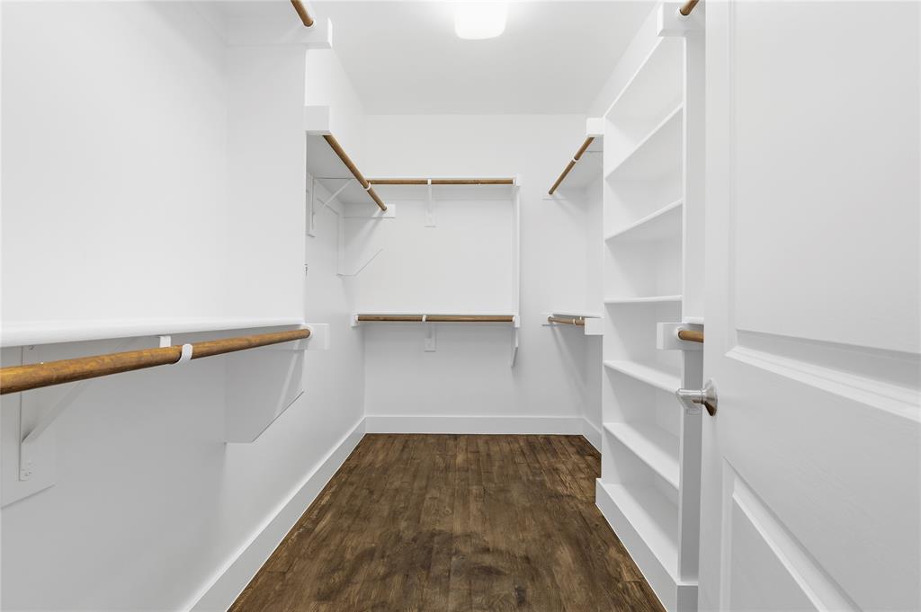 Flora Street Twnhms 01 - Residential