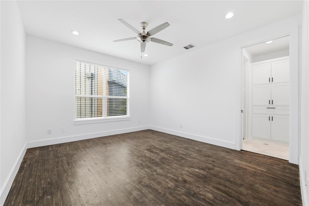 Flora Street Twnhms 01 - Residential