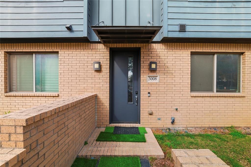 Flora Street Twnhms 01 - Residential