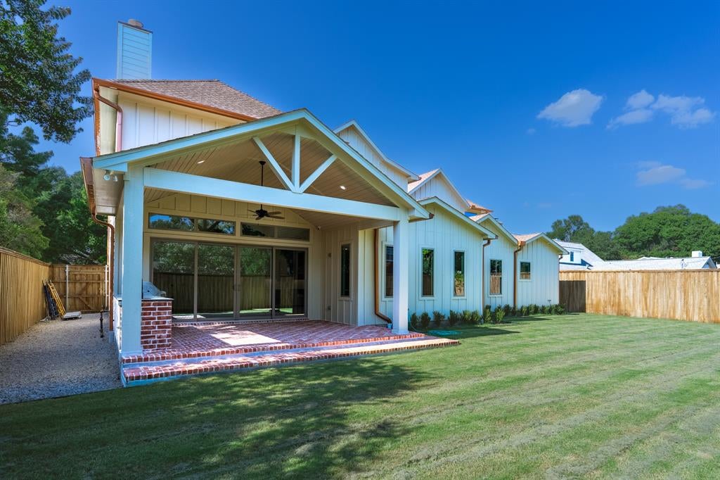 3250 Lancelot Drive