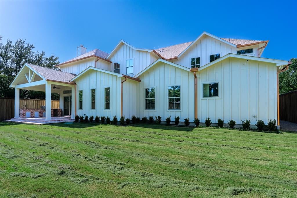 3250 Lancelot Drive