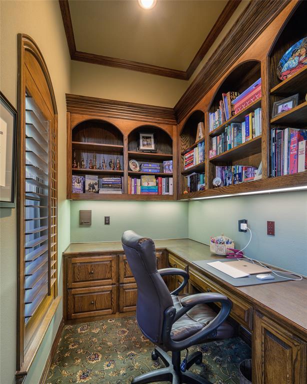 Starwood Ph Four Village 16 - Residential