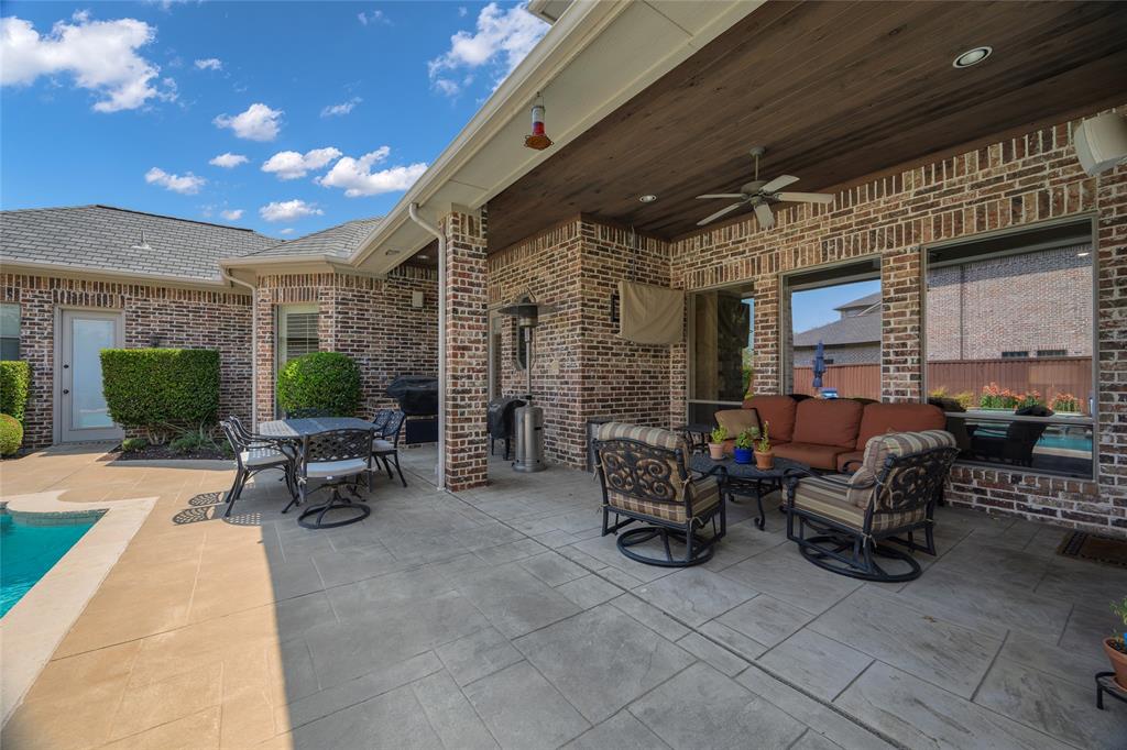 Starwood Ph Four Village 16 - Residential