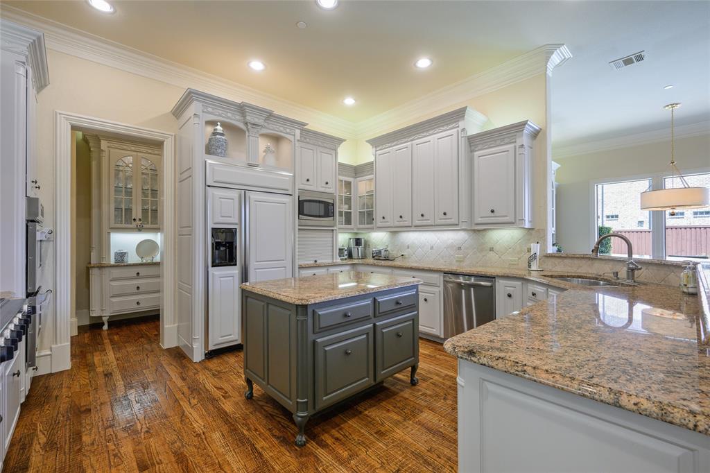 Starwood Ph Four Village 16 - Residential