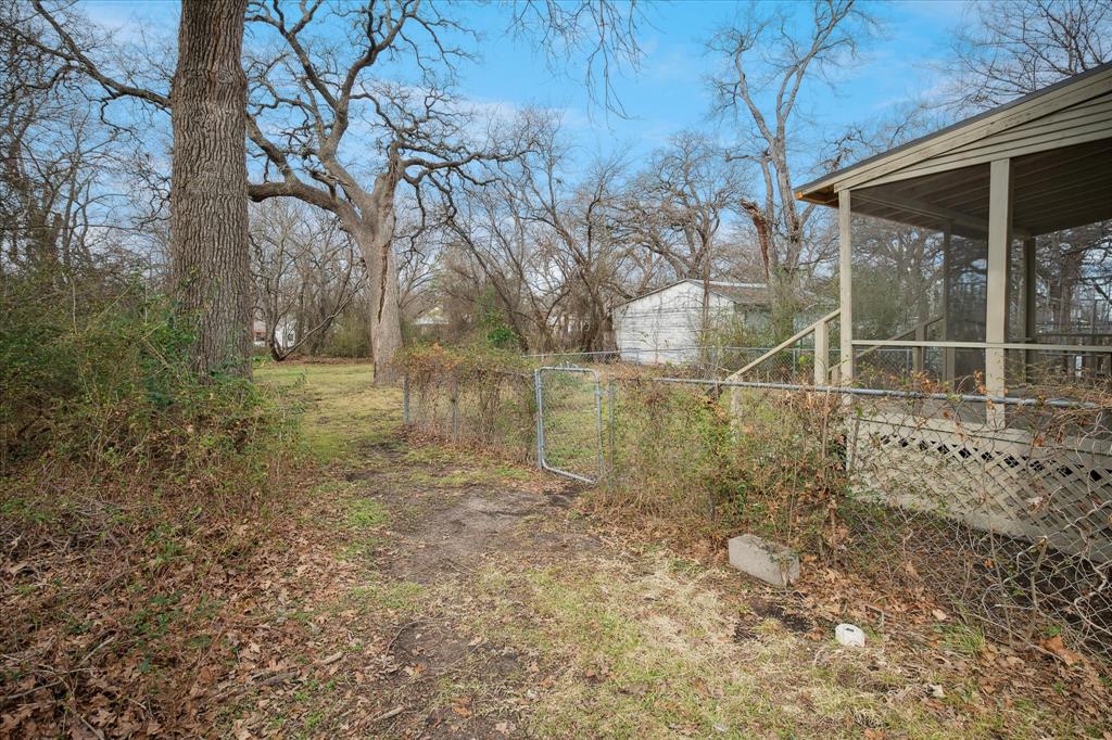 G-0056 BLAGG SAMUEL A-G0056, ACRES .4597, 75 X 267 - Residential