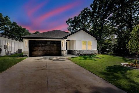 135 Wildgrove Gun Barrel City TX 75156