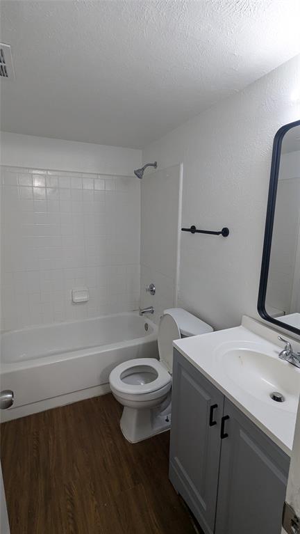 Park Square 02 Add Rep - Residential Lease