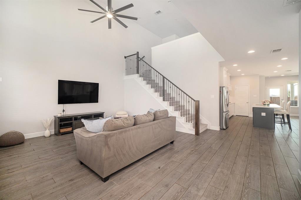 2307 Offerande Drive