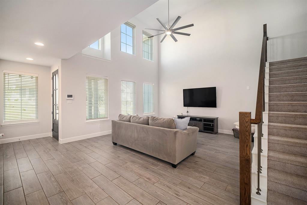 2307 Offerande Drive