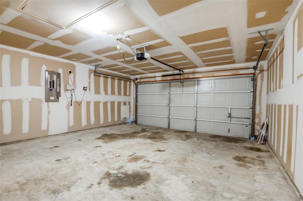 Brookville Estates Ph 1 - Residential