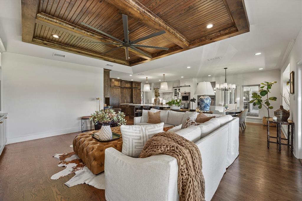 J Strickland Surv Abs 187 - Residential