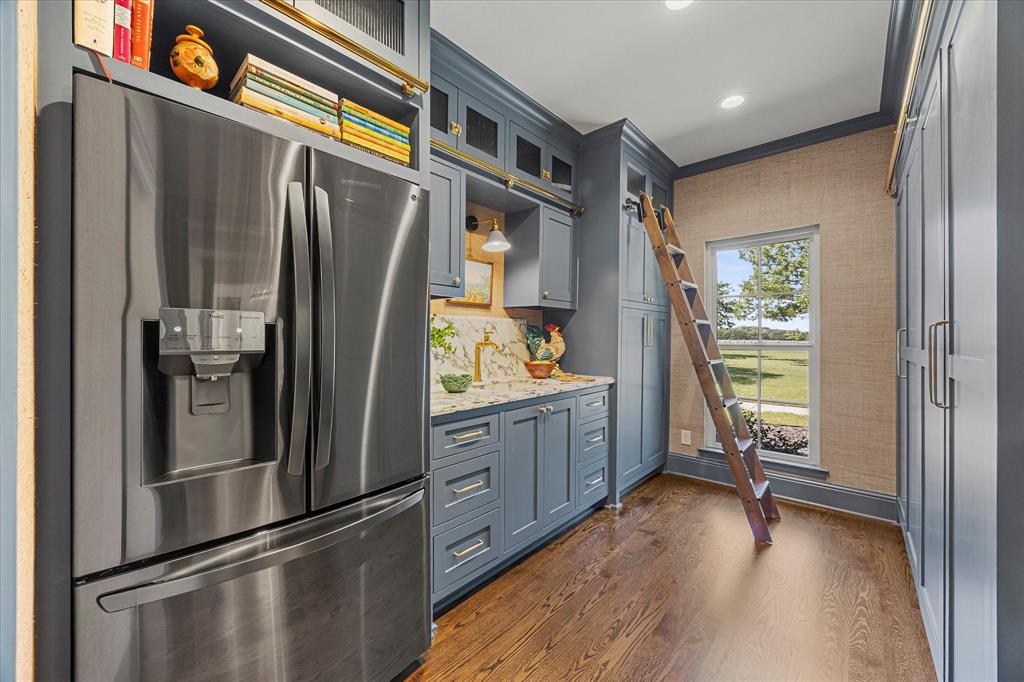 J Strickland Surv Abs 187 - Residential