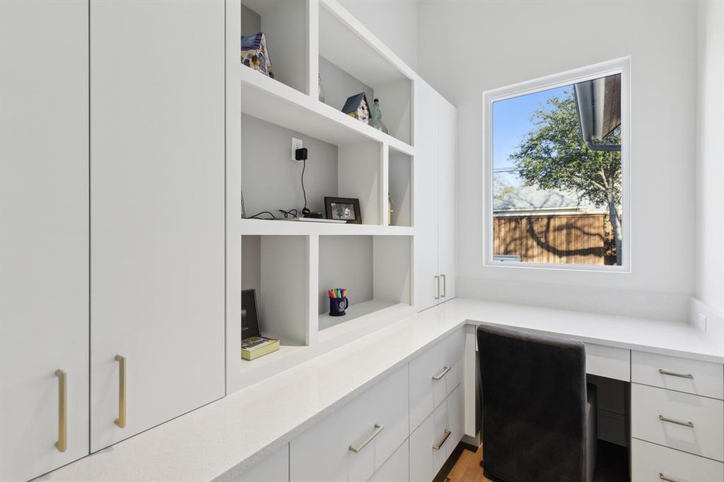 Jackson Heights 01 - Residential