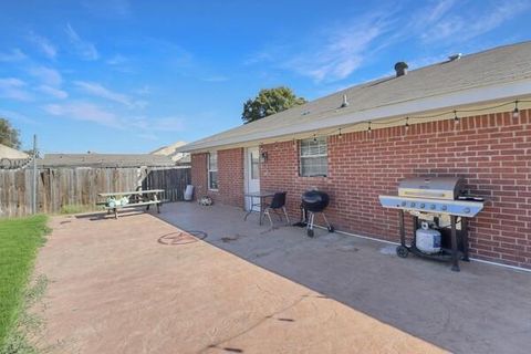 Tiny photo for 428 S Las Vegas Trail, White Settlement, TX 76108 (MLS # 21101696)