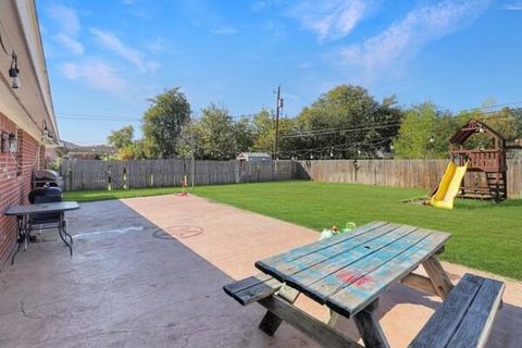 Tiny photo for 428 S Las Vegas Trail, White Settlement, TX 76108 (MLS # 21101696)