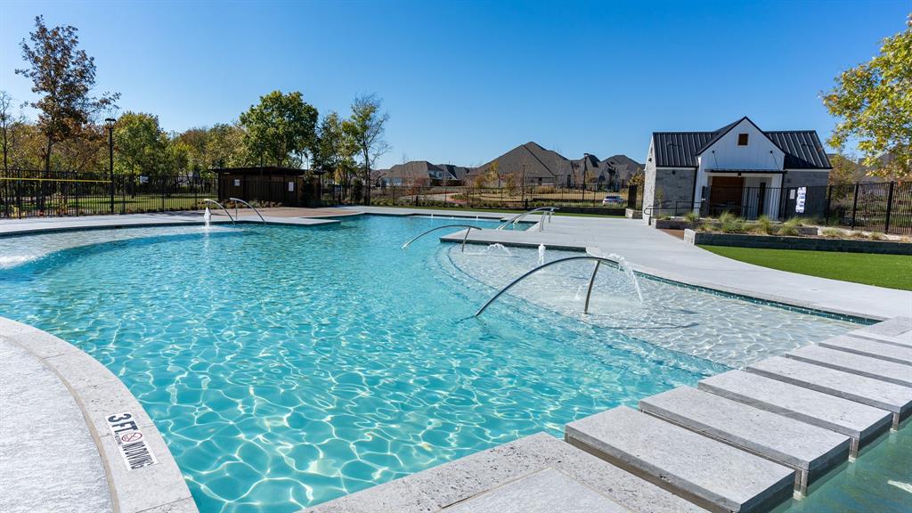 1476 Senkel Drive