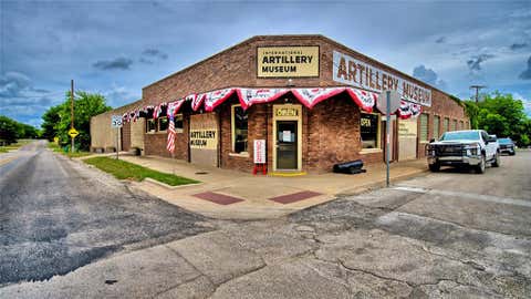110 Boggess Saint Jo TX 76265