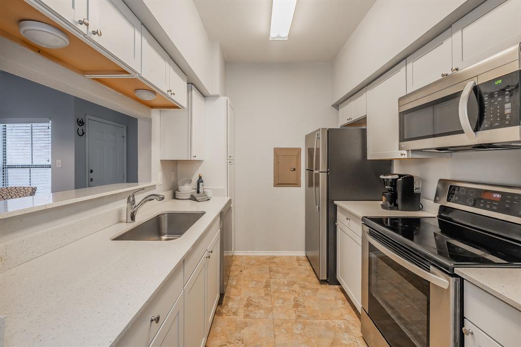 Heights Condo The - Residential