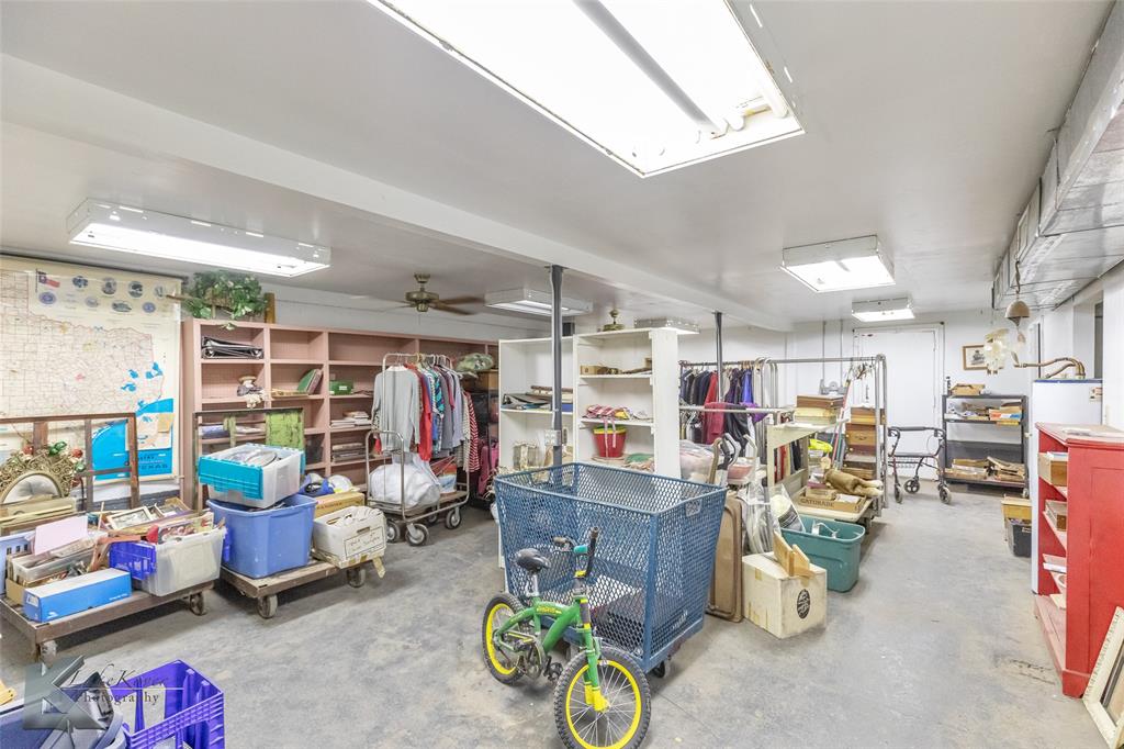 NORTH TREADAWAY - Commercial Sale