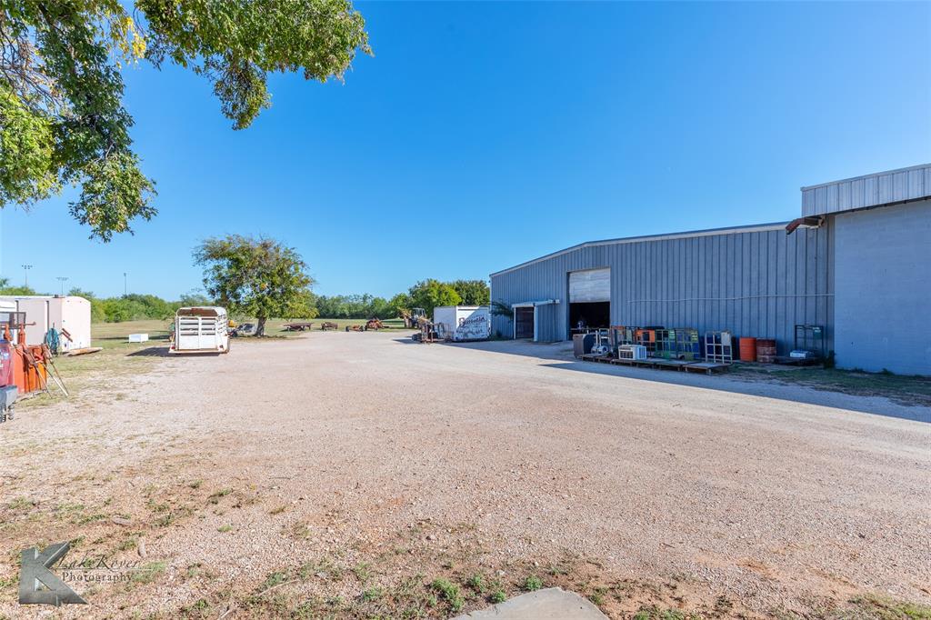 NORTH TREADAWAY - Commercial Sale