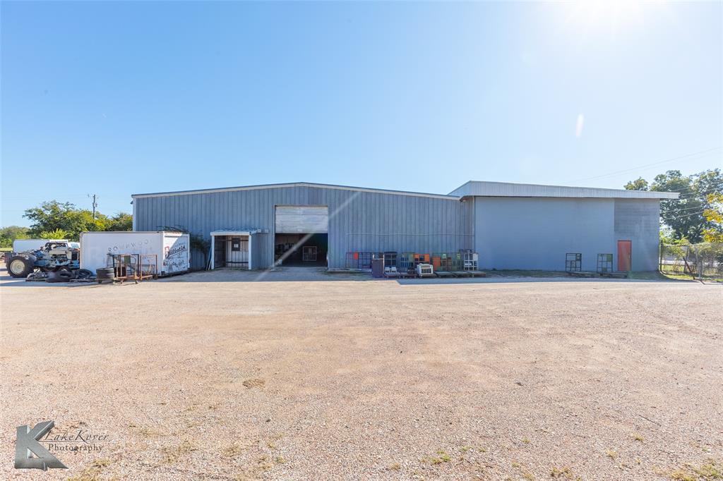 NORTH TREADAWAY - Commercial Sale