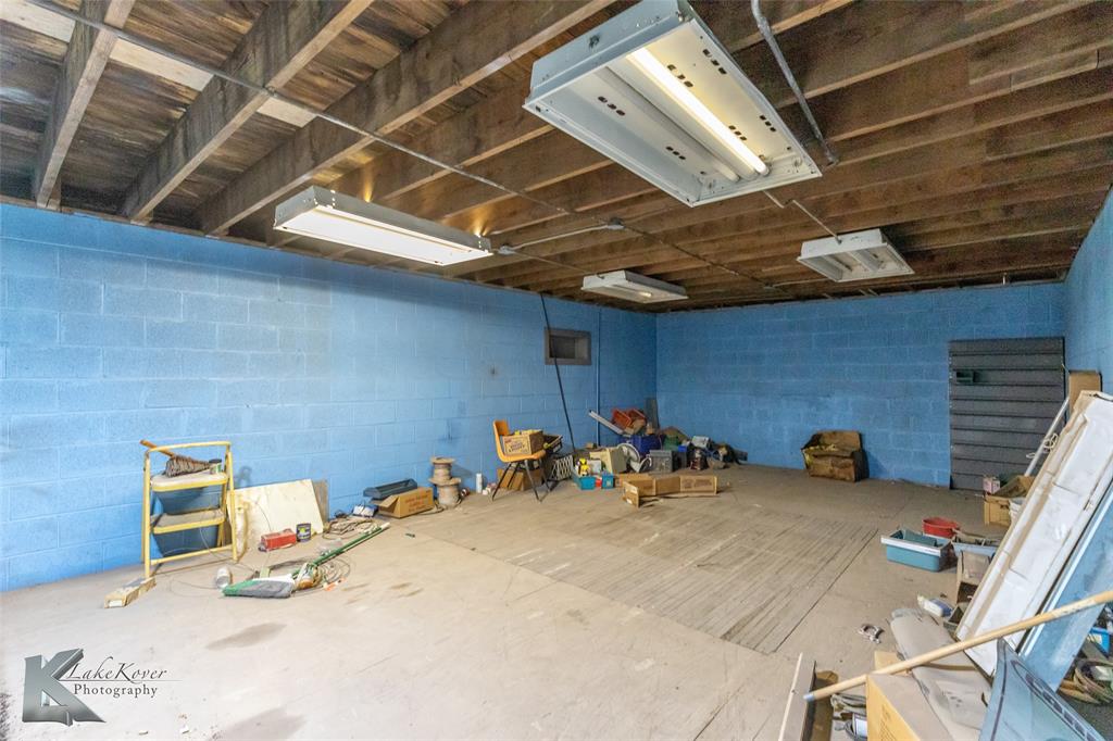 NORTH TREADAWAY - Commercial Sale