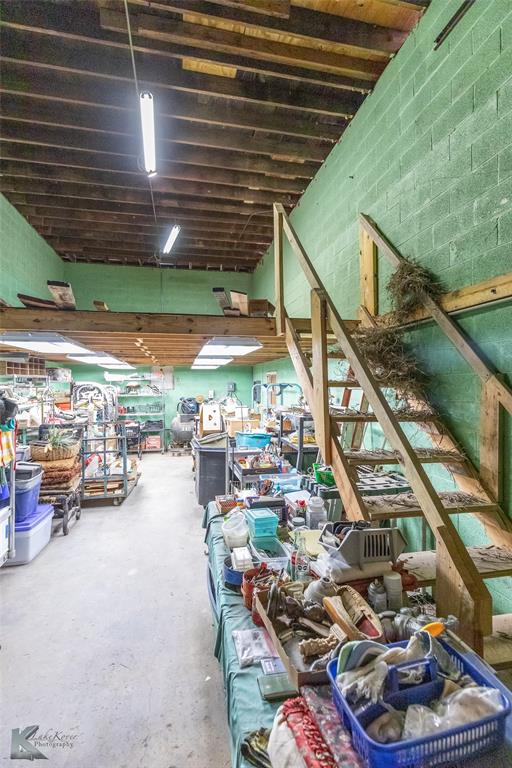 NORTH TREADAWAY - Commercial Sale