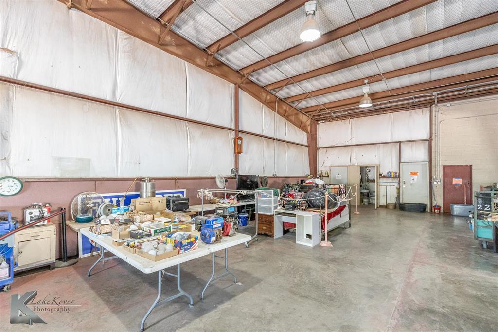 NORTH TREADAWAY - Commercial Sale