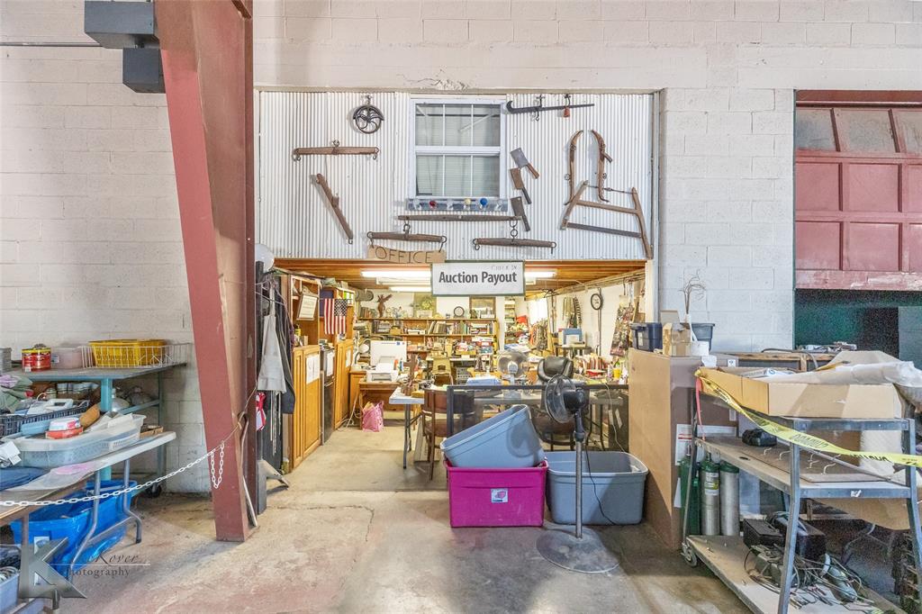 NORTH TREADAWAY - Commercial Sale